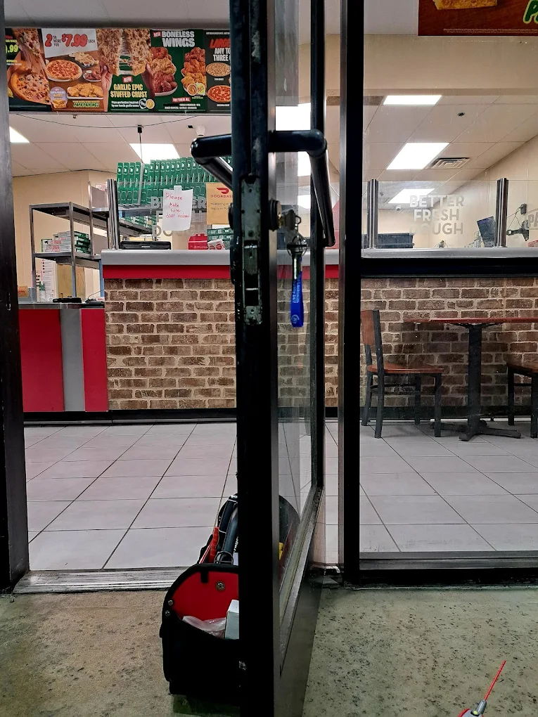 Commercial locksmith service - Papa Johns Bakersfield
