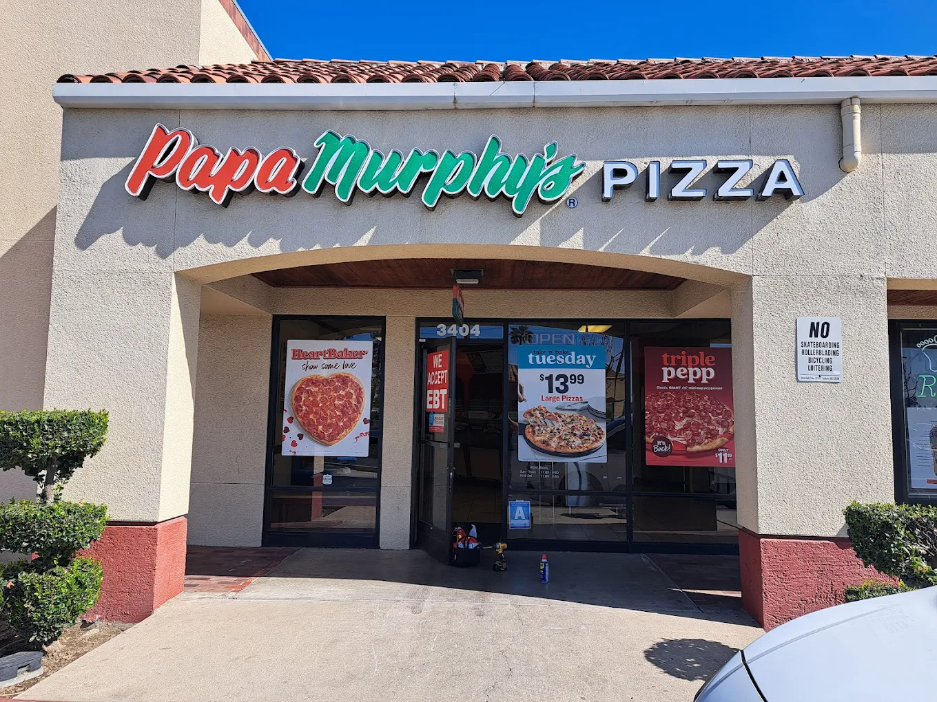 Papa Murphy's commercial locksmith service Bakersfield